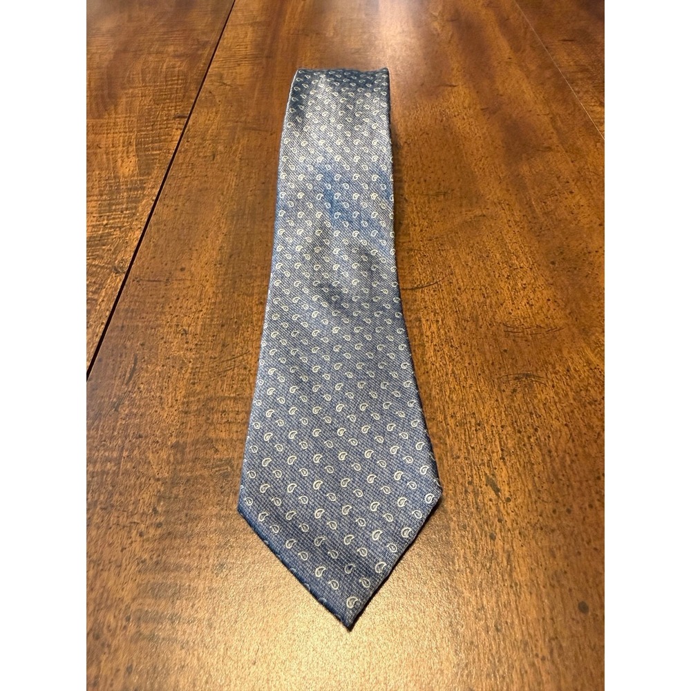 Banana Republic Men's Tie Blue Micro Paisley Stain Resistant Classic Necktie